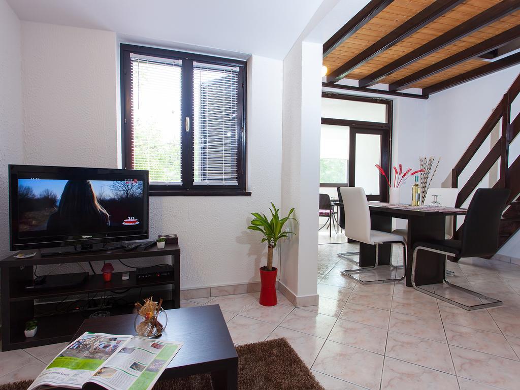 Apartment Cervar Porec Bilik gambar